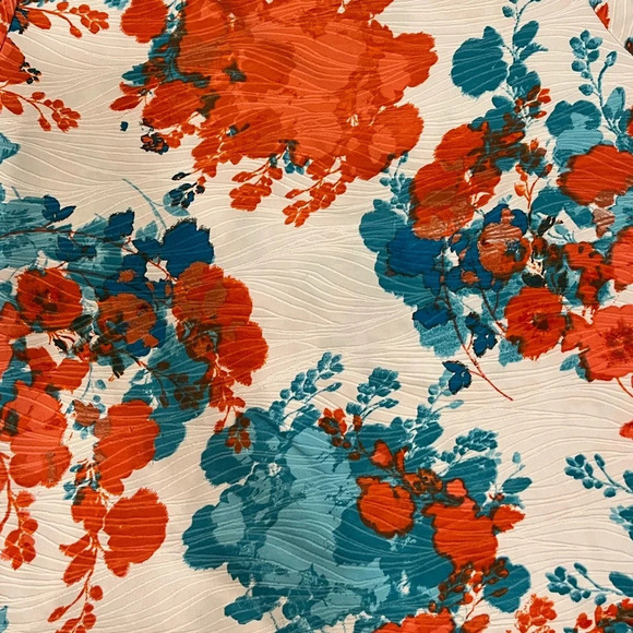 East 5th Blouse - Picture 3 of 4